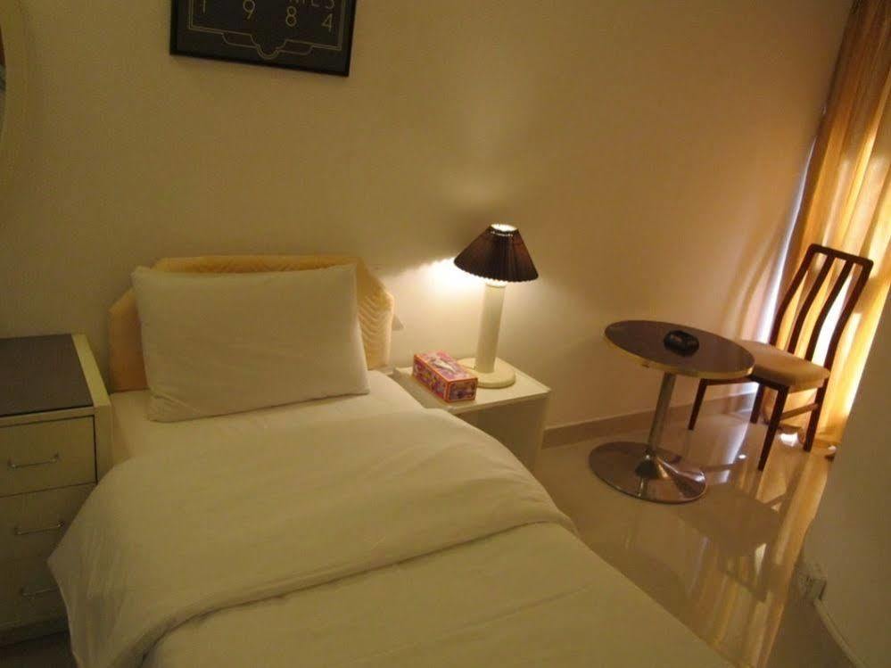 Qurum Beach Hotel Mascate Esterno foto
