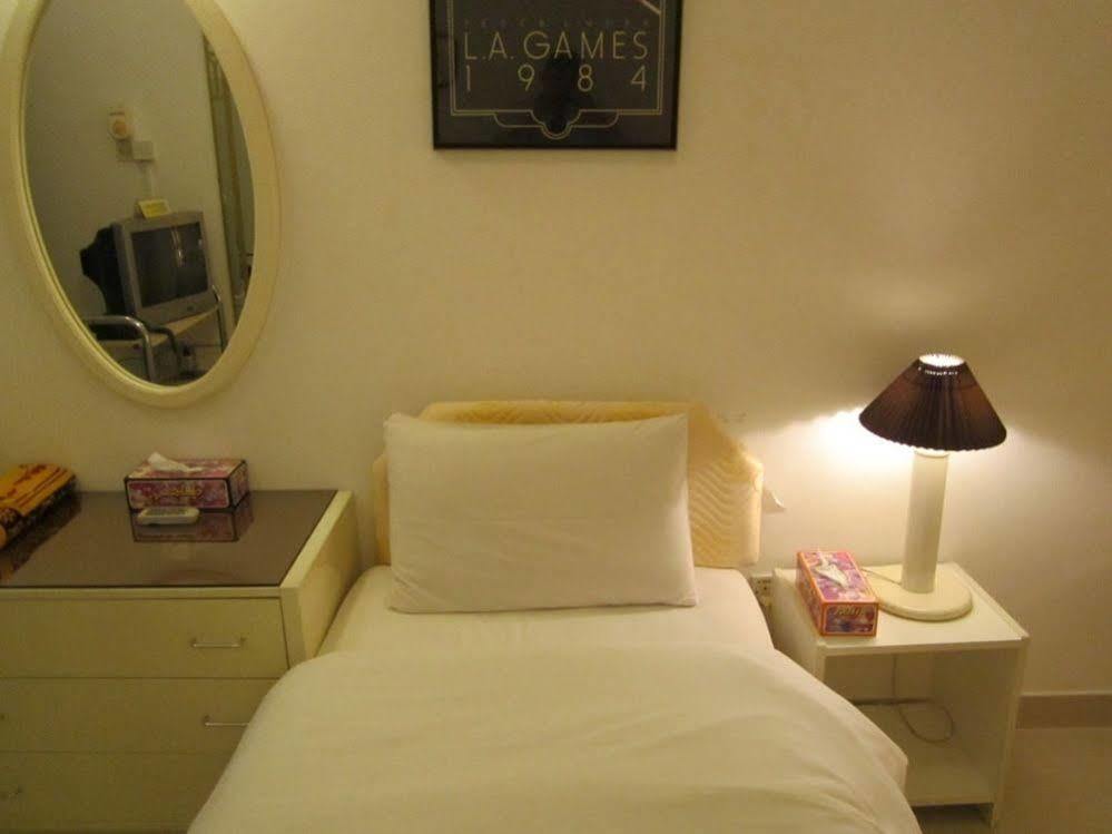 Qurum Beach Hotel Mascate Esterno foto