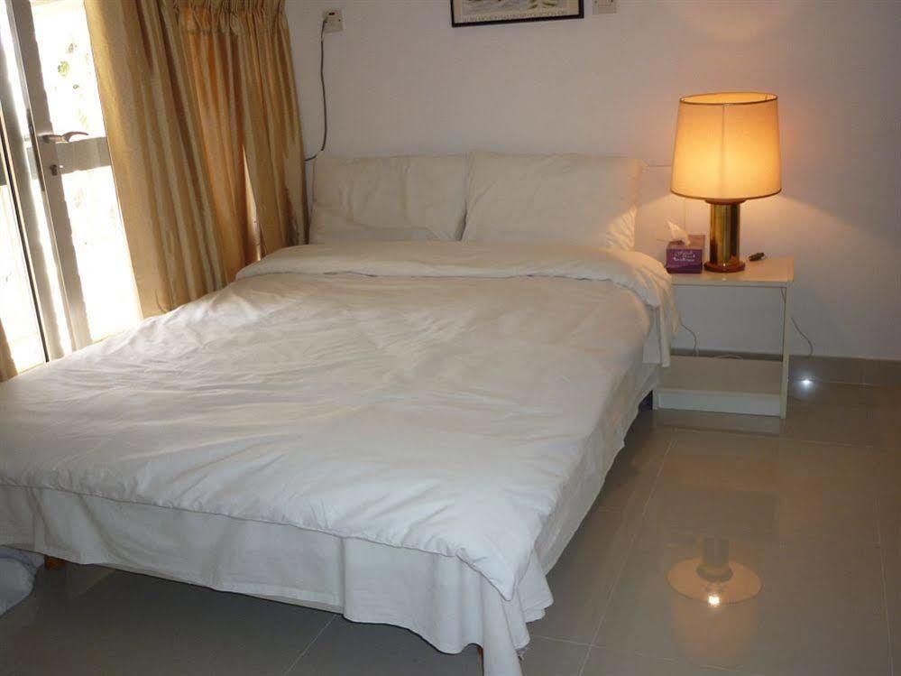 Qurum Beach Hotel Mascate Esterno foto